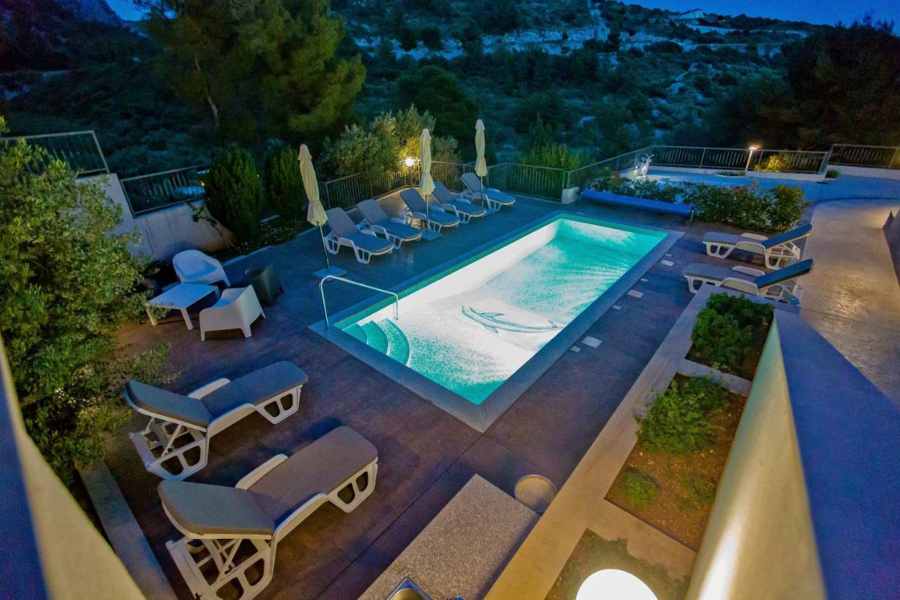 Island Hvar Seaside Villa Levanda With Beach, Pool & Seaview Хвар Екстер'єр фото