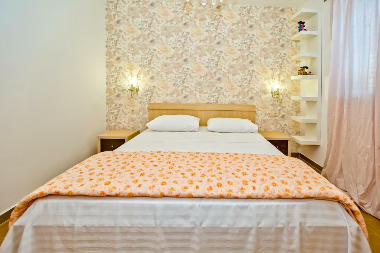 Island Hvar Seaside Villa Levanda With Beach, Pool & Seaview Хвар Екстер'єр фото
