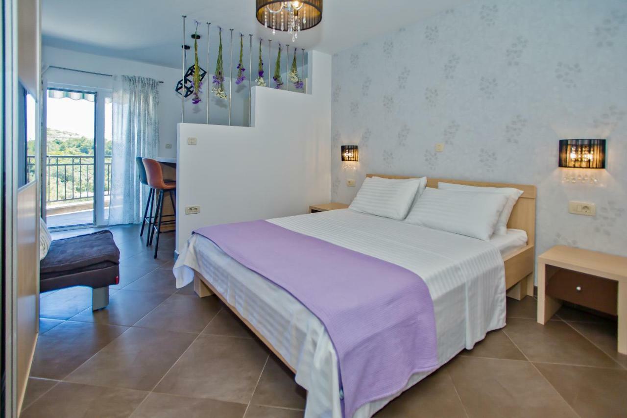 Island Hvar Seaside Villa Levanda With Beach, Pool & Seaview Хвар Екстер'єр фото